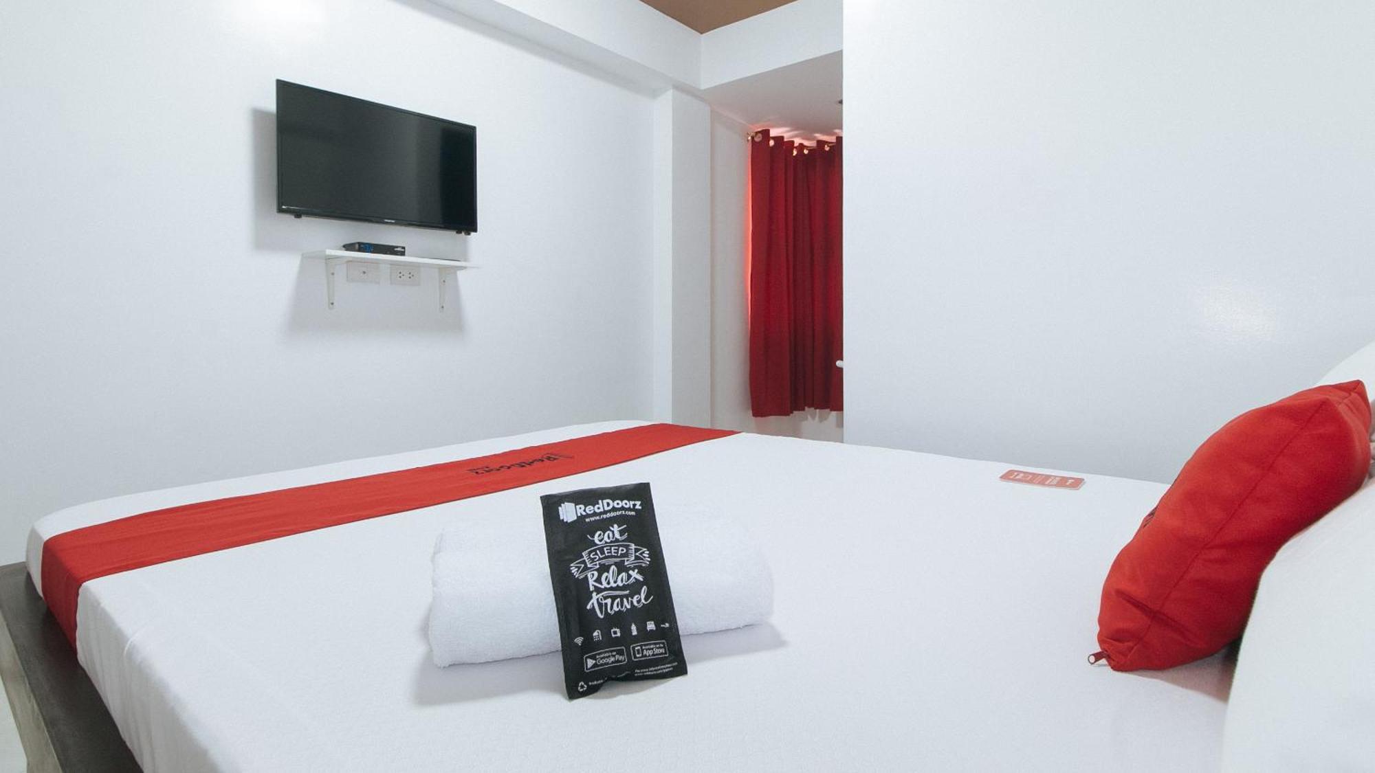 Reddoorz Near Ust Sampaloc Manila 호텔 외부 사진
