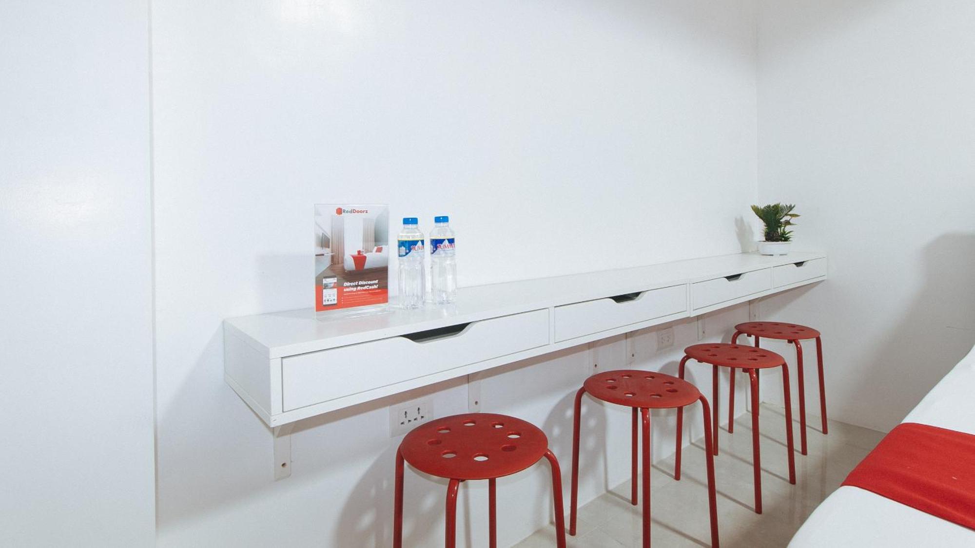 Reddoorz Near Ust Sampaloc Manila 호텔 외부 사진