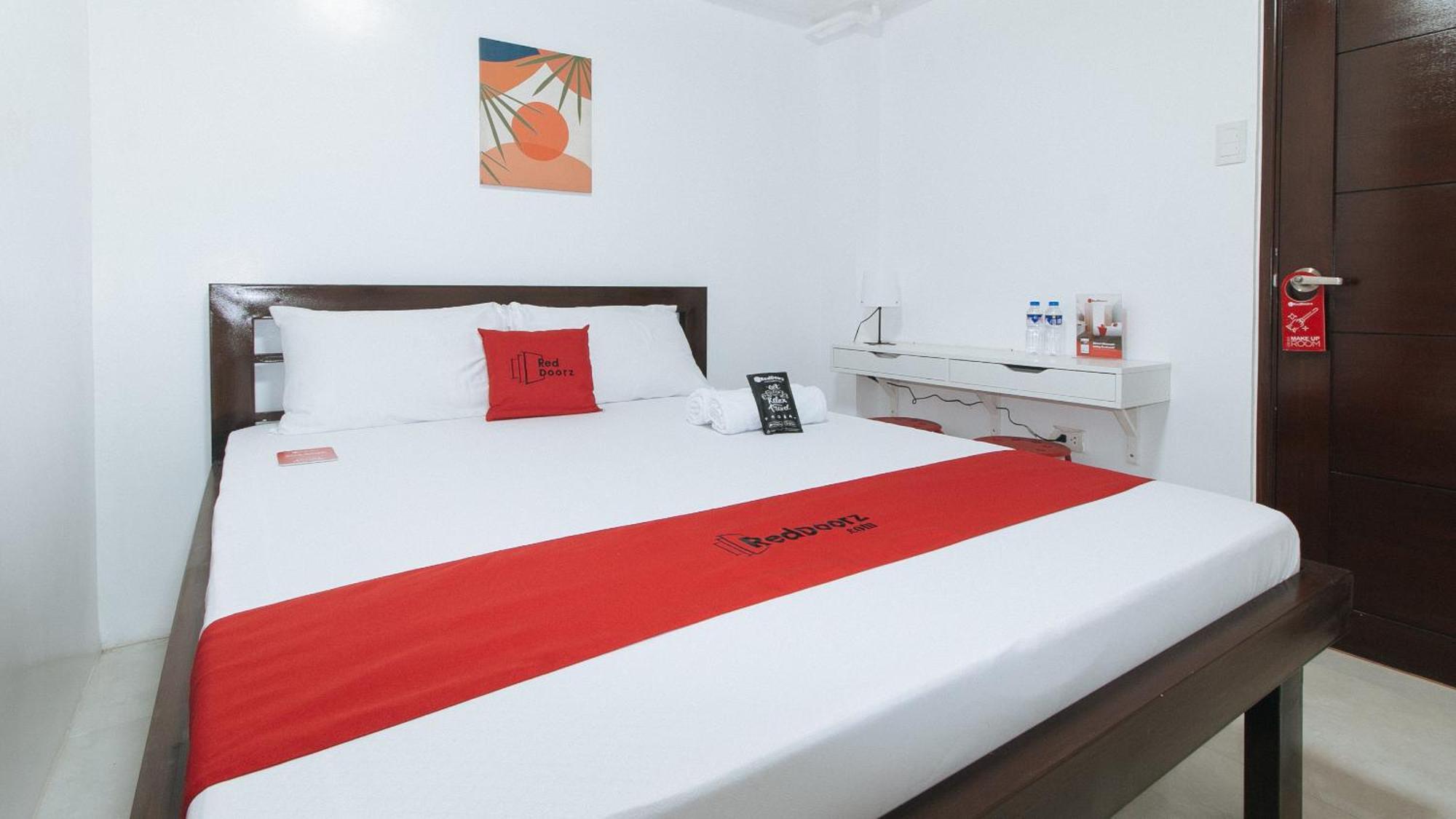 Reddoorz Near Ust Sampaloc Manila 호텔 외부 사진